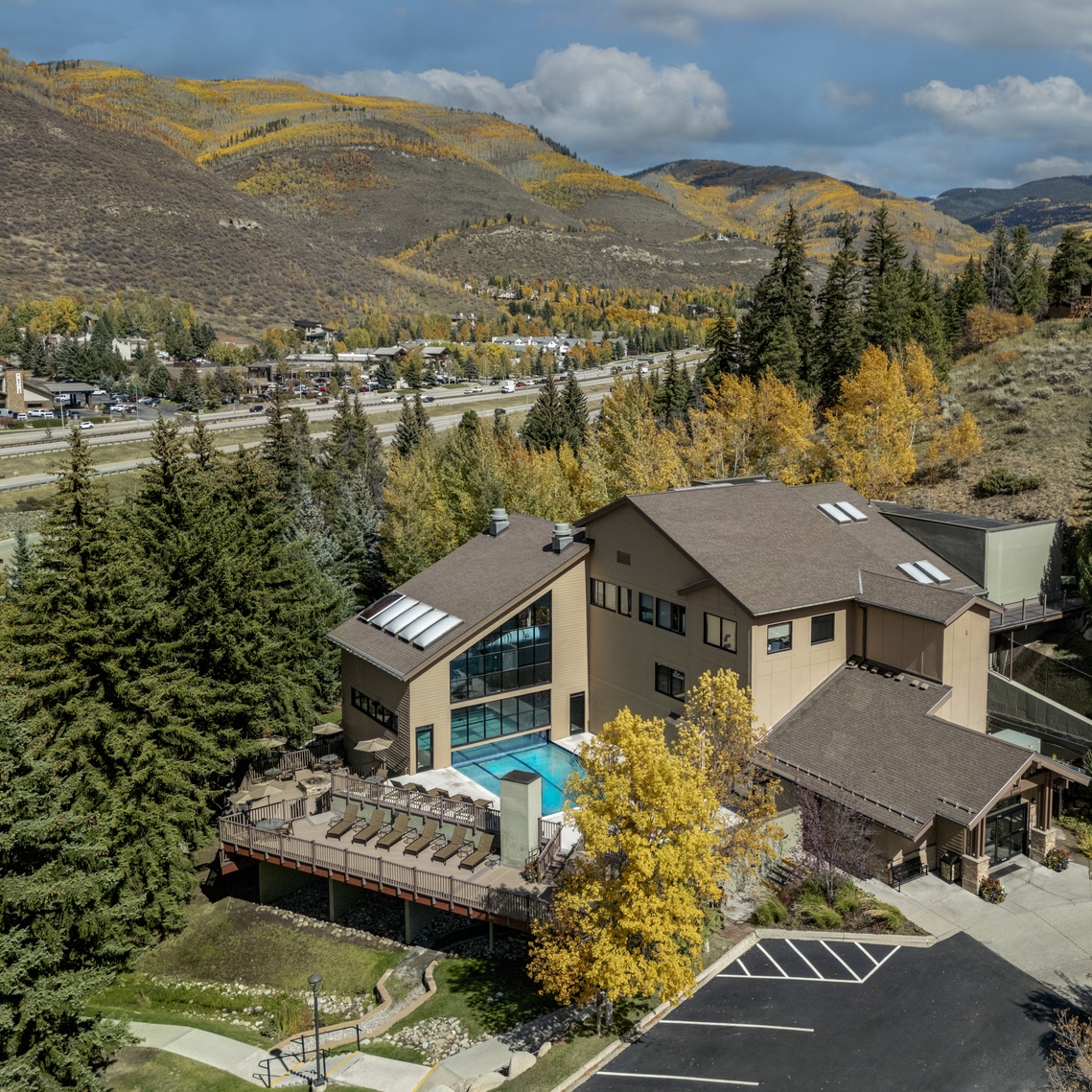 Marriott's StreamSide Evergreen at Vail Clubhouse Exterior Aerial View